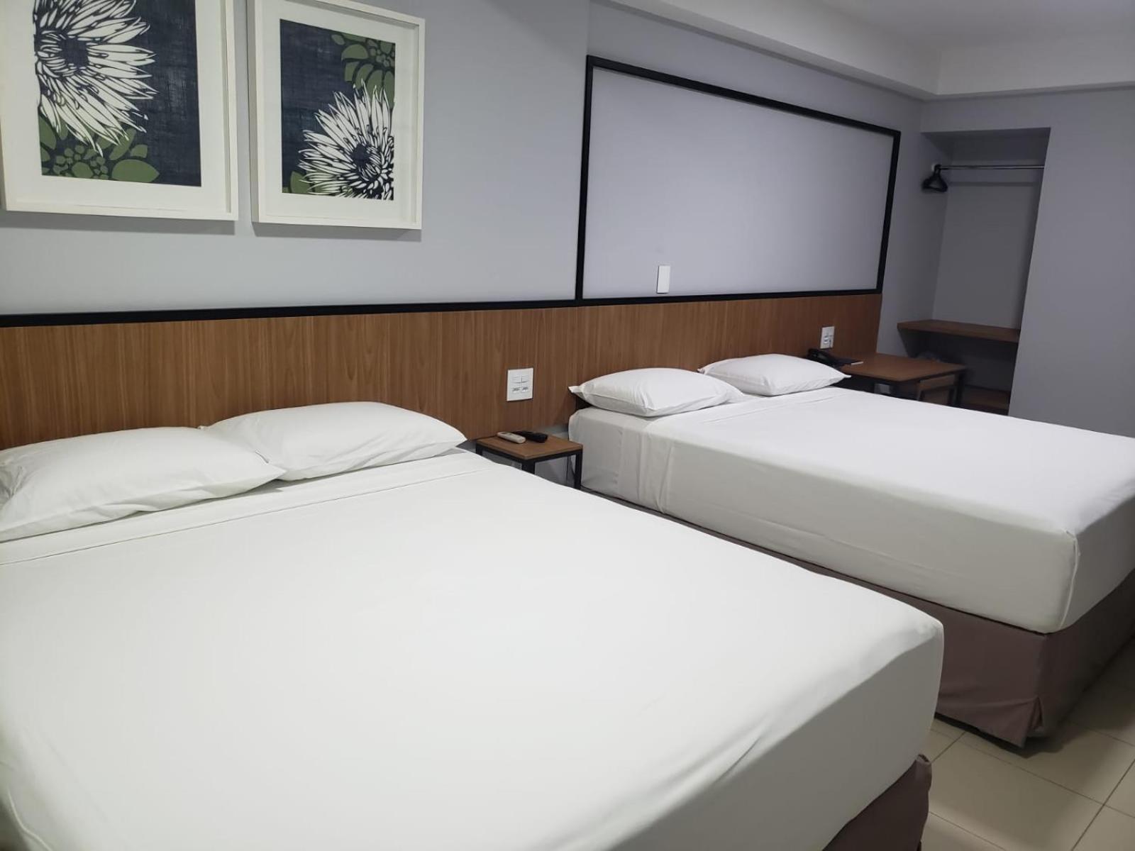 Pratti Hotel Лінарес Екстер'єр фото